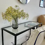 Con Piscina Junto Al Mar Apartment *