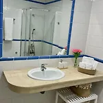 Apartment Con Piscina Junto Al Mar *