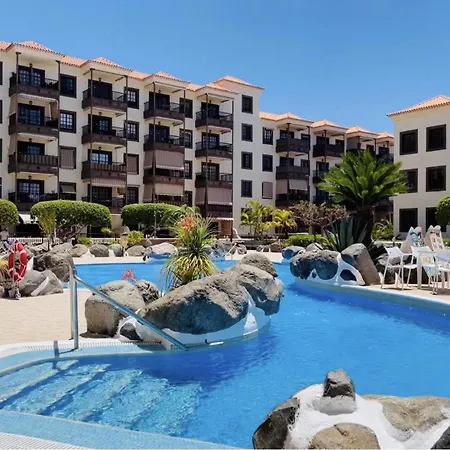 Con Piscina Junto Al Mar *