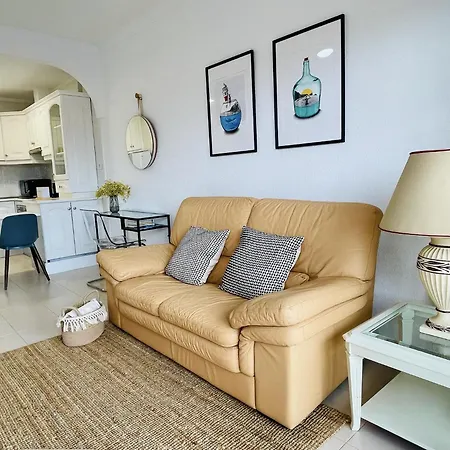 Con Piscina Junto Al Mar Arona