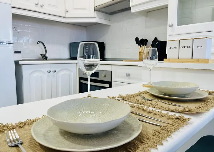 Apartamento Con Piscina Junto Al Mar *