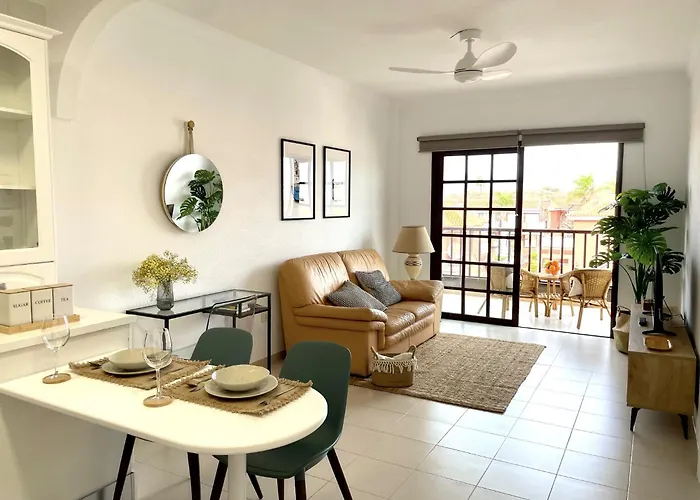 Con Piscina Junto Al Mar Apartamento Arona (Tenerife)