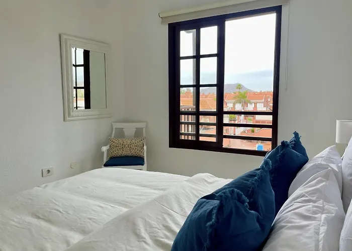 Con Piscina Junto Al Mar *