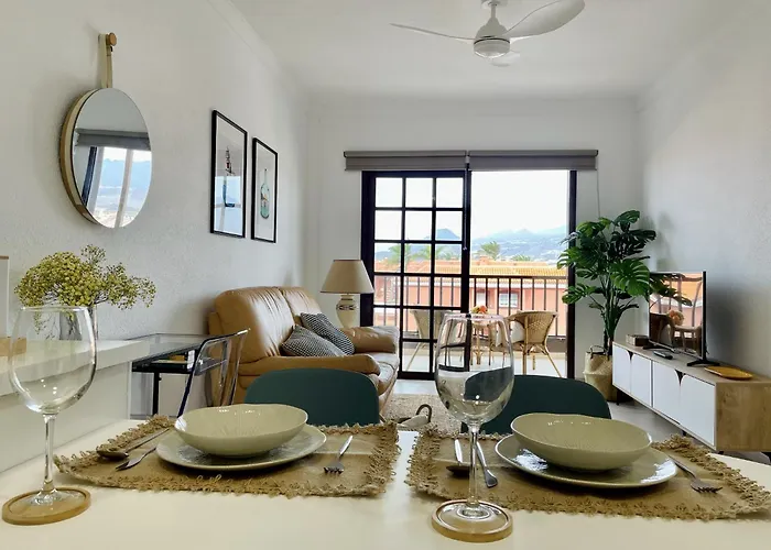 Apartamento Con Piscina Junto Al Mar